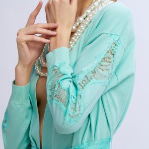 251NS049_50-600x900